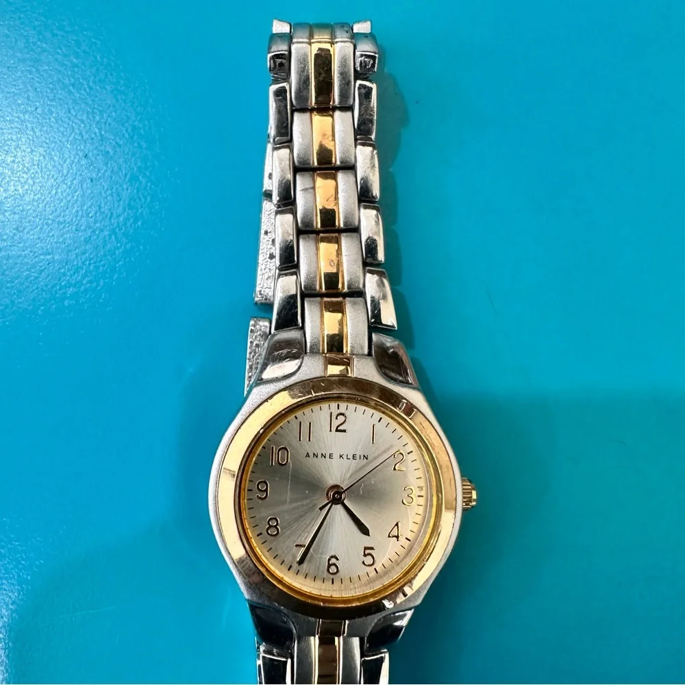 Anne Klein stylish anne